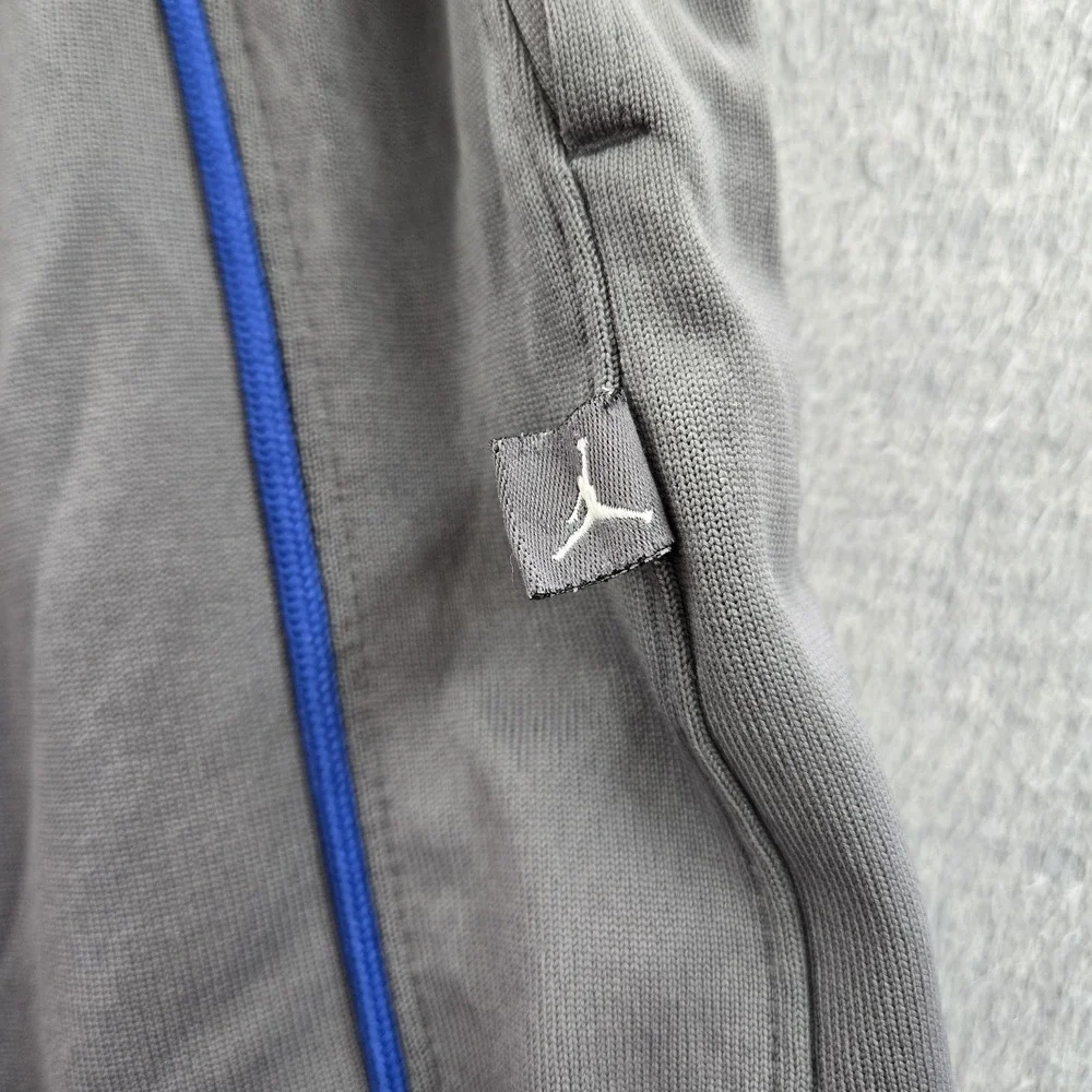 VINTAGE Air‎ Jordan Men Activewear Shorts L Gray Embroidered Jumpman Logo 10